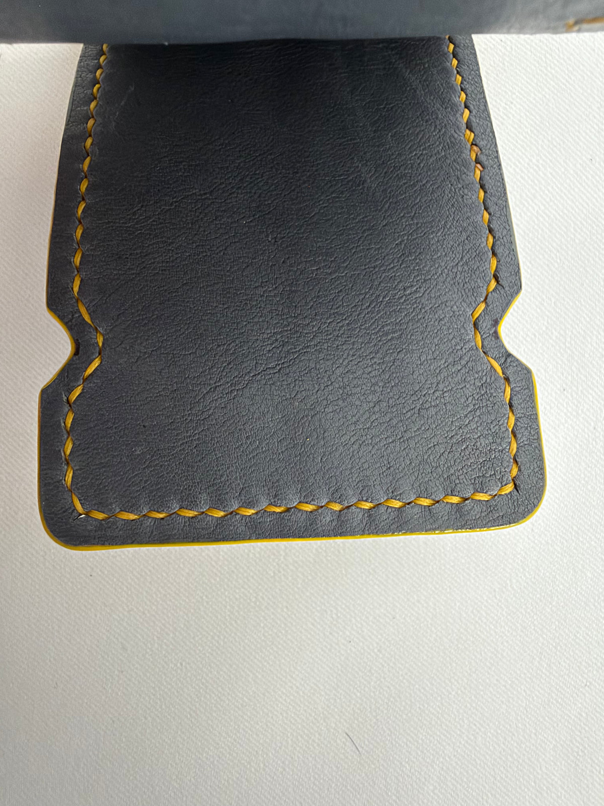 Leather Cardholder | 09